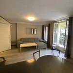 Paris 75009